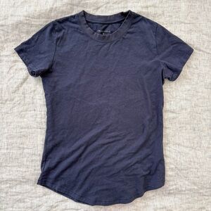 Tradlands Women's Navy Blue T-Shirt Small